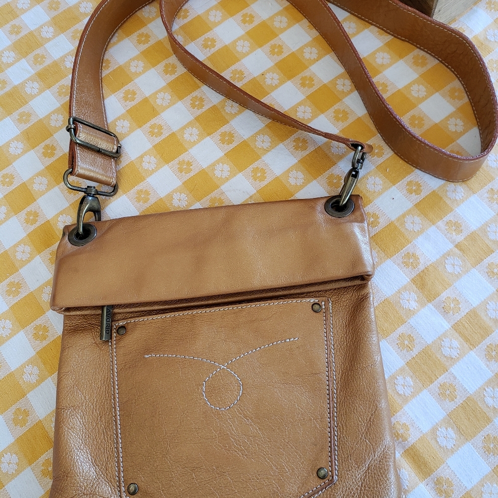 AVORIO Italian Leather Crossbody Bag Gold